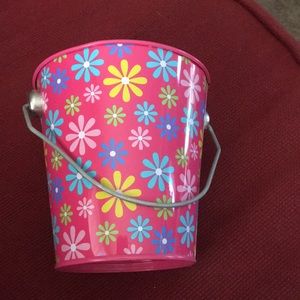 Flower pail